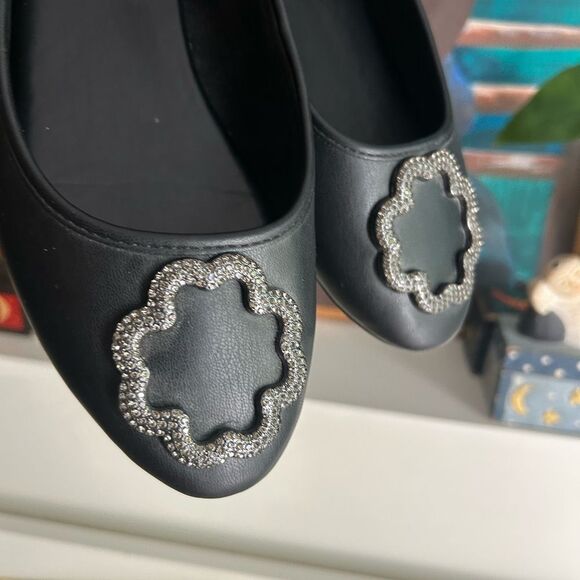 Sam & Libby Black Loafers with Silver Accent 10 - Picture 10 of 12